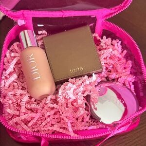 Dior backstage foundation Set